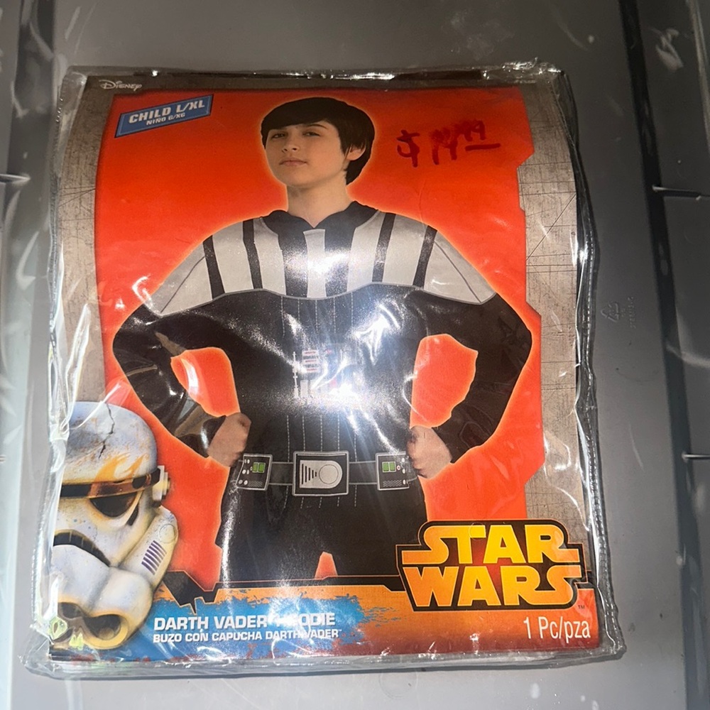 Brand new star wars costume